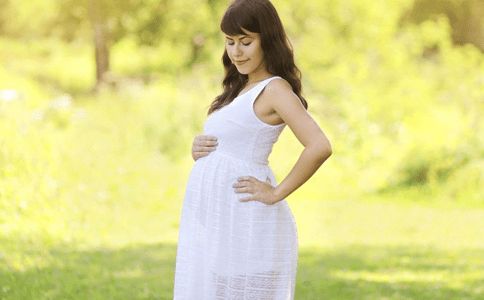 孕早中晚期分别做这些运动，有效帮助顺产！