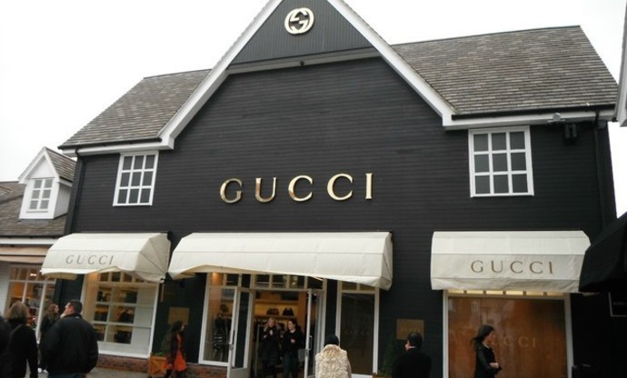 LV、Burberry只要半价？这些国外扫货圣地必须收藏！