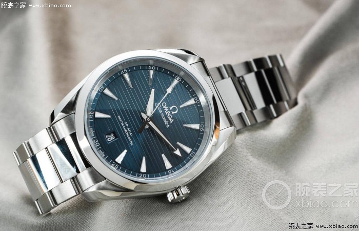 欧米茄海马300走时准吗,万国和欧米茄哪个走时更准