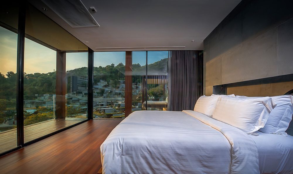 全球婚礼目的地探路：NAKA，悬空在半山腰上的透明火柴盒