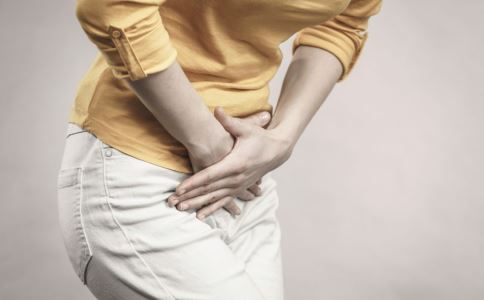 经期有异味是什么原因,月经周期提前七天经期变长有异味