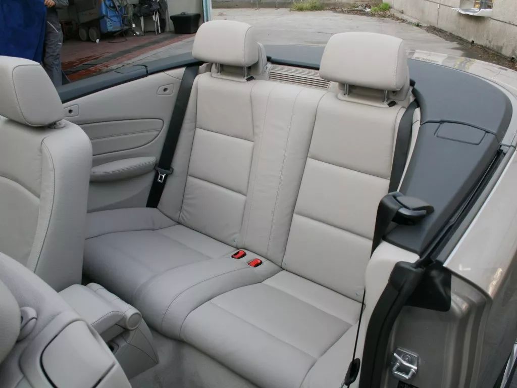 13万入手烧机油之王,敞篷打开唱起了自由飞翔