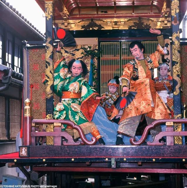 日本艺伎京剧,中国的京剧和日本歌舞伎