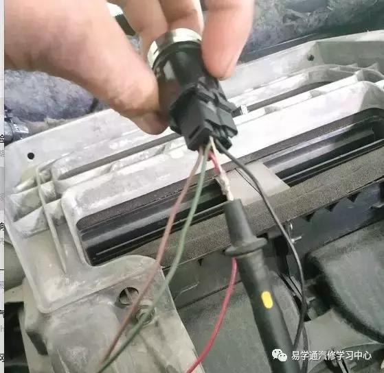 福特蒙迪欧致胜无钥匙进入不通讯,福特蒙迪欧致胜未检测到钥匙维修