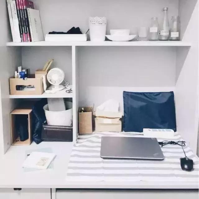 学子进阶攻略|如何在超小空间的宿舍玩转极简风