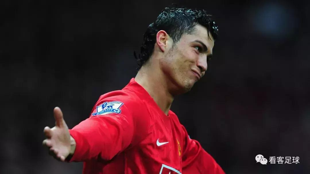 足球初恋c罗,足球场上的爱情c罗