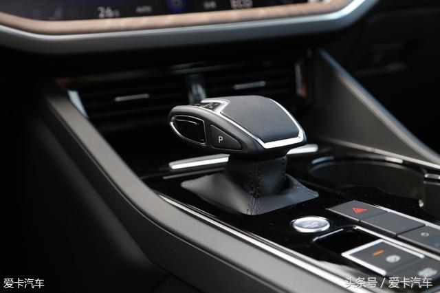 新款途锐比老款途锐小,全新大众途锐测评