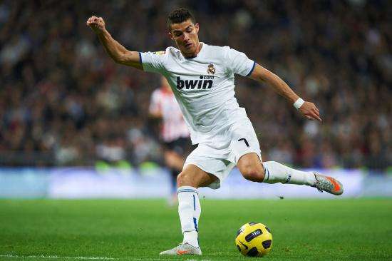 足球运动和篮球运动哪个量大,足球和篮球的不同之处