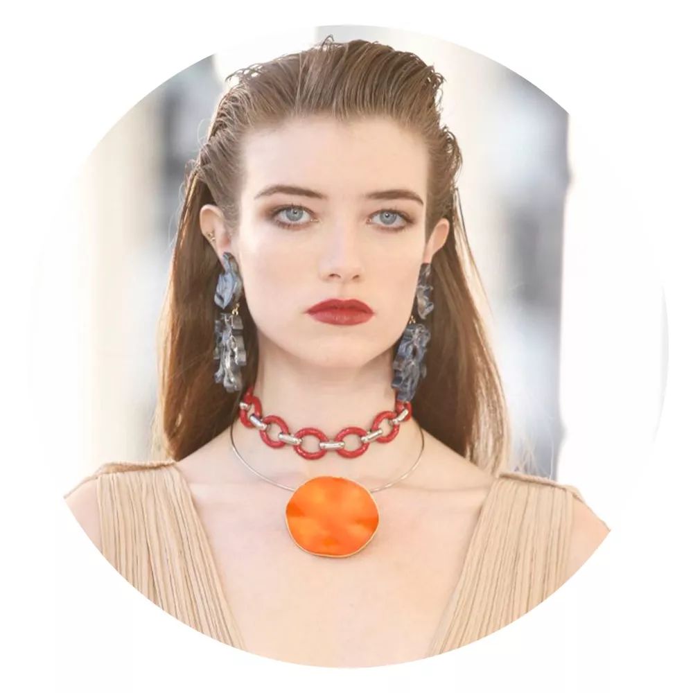 Chloé自由女神开启时尚乌托邦,MaisonMargiela鬼才升级!