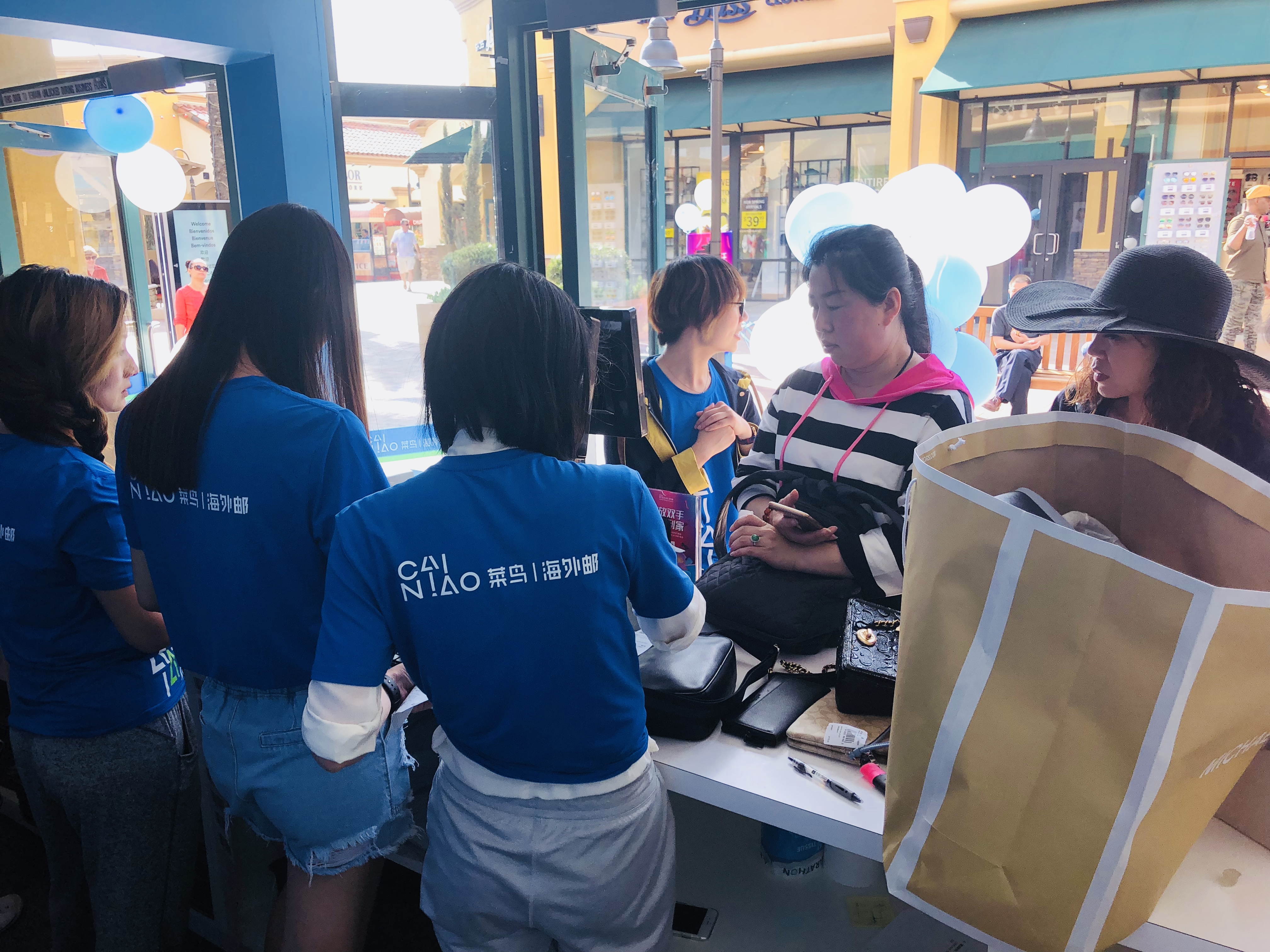 神操作旅游,神操作火到国外