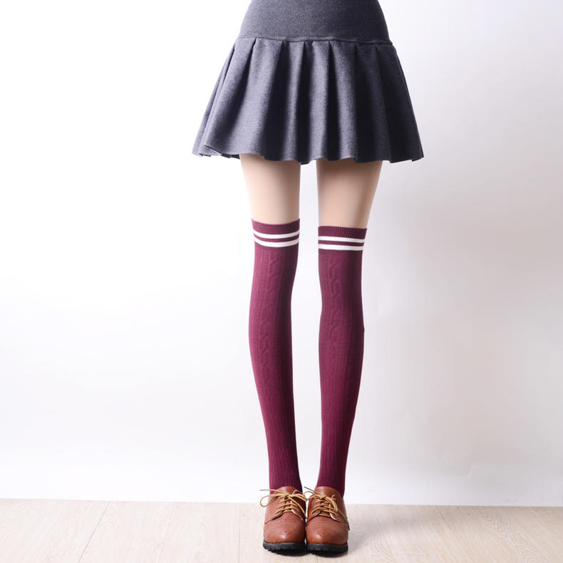 女生必备的撩汉动作,女性撩汉必备的动作