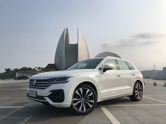 与奥迪q7同平台的大众suv,全新一代途锐即将北京首发高清