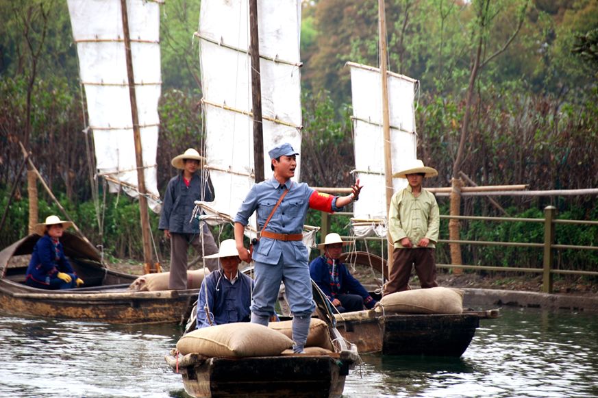 阳澄湖旅游吃大闸蟹民宿,沙家浜景区芦花湾住宿