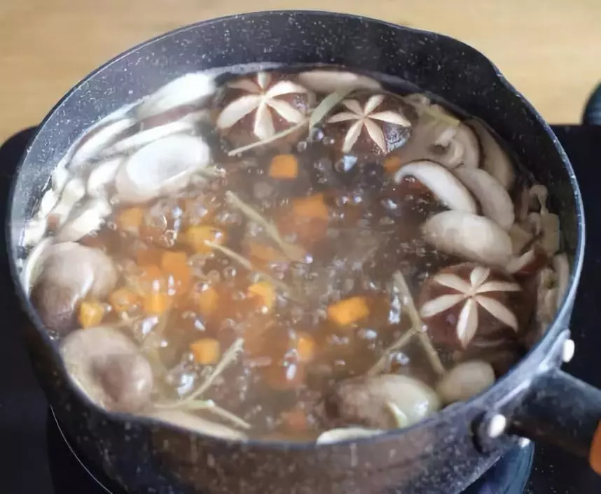 天气热孩子越来越爱吃这道菜,给孩子多做这几种家常菜少生病