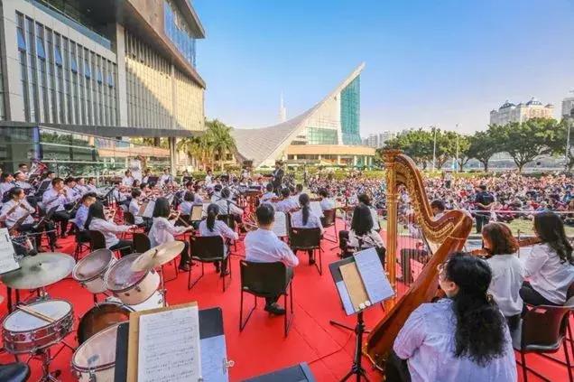 港真！劝你国庆千万别离开广州！因为……