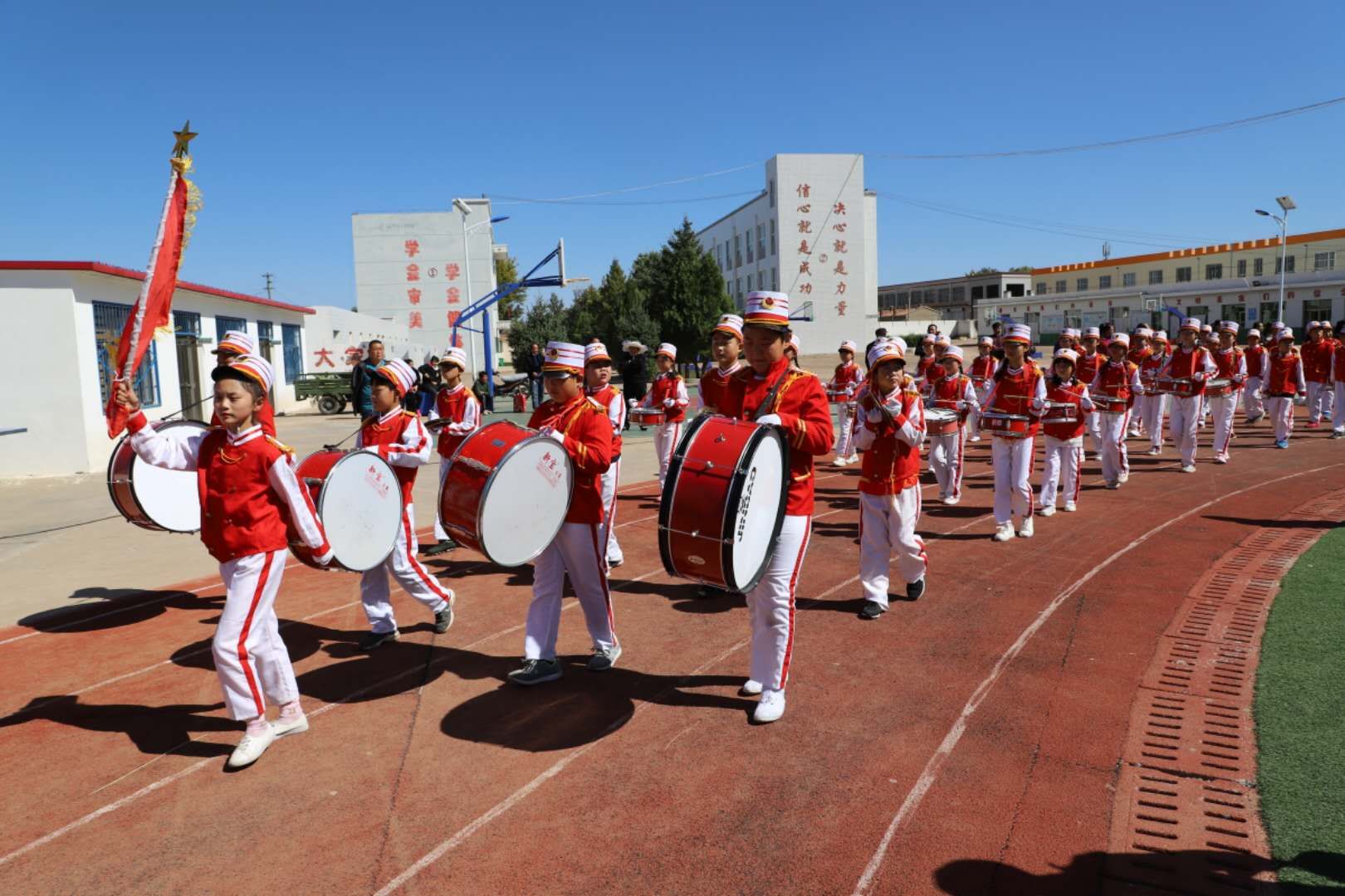东埔中心小学第十一届田径运动会,城关镇中心小学田径运动会