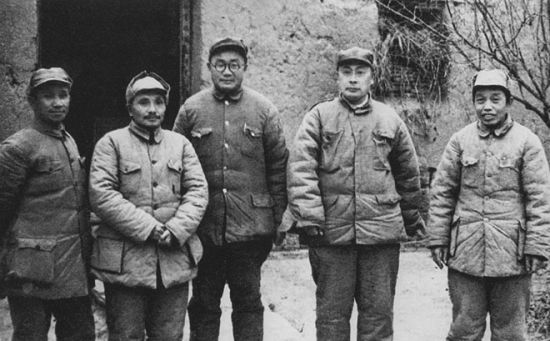 他是毛主席口中的“谭老板”，却曾被人说“我看你还不如蒋介石”