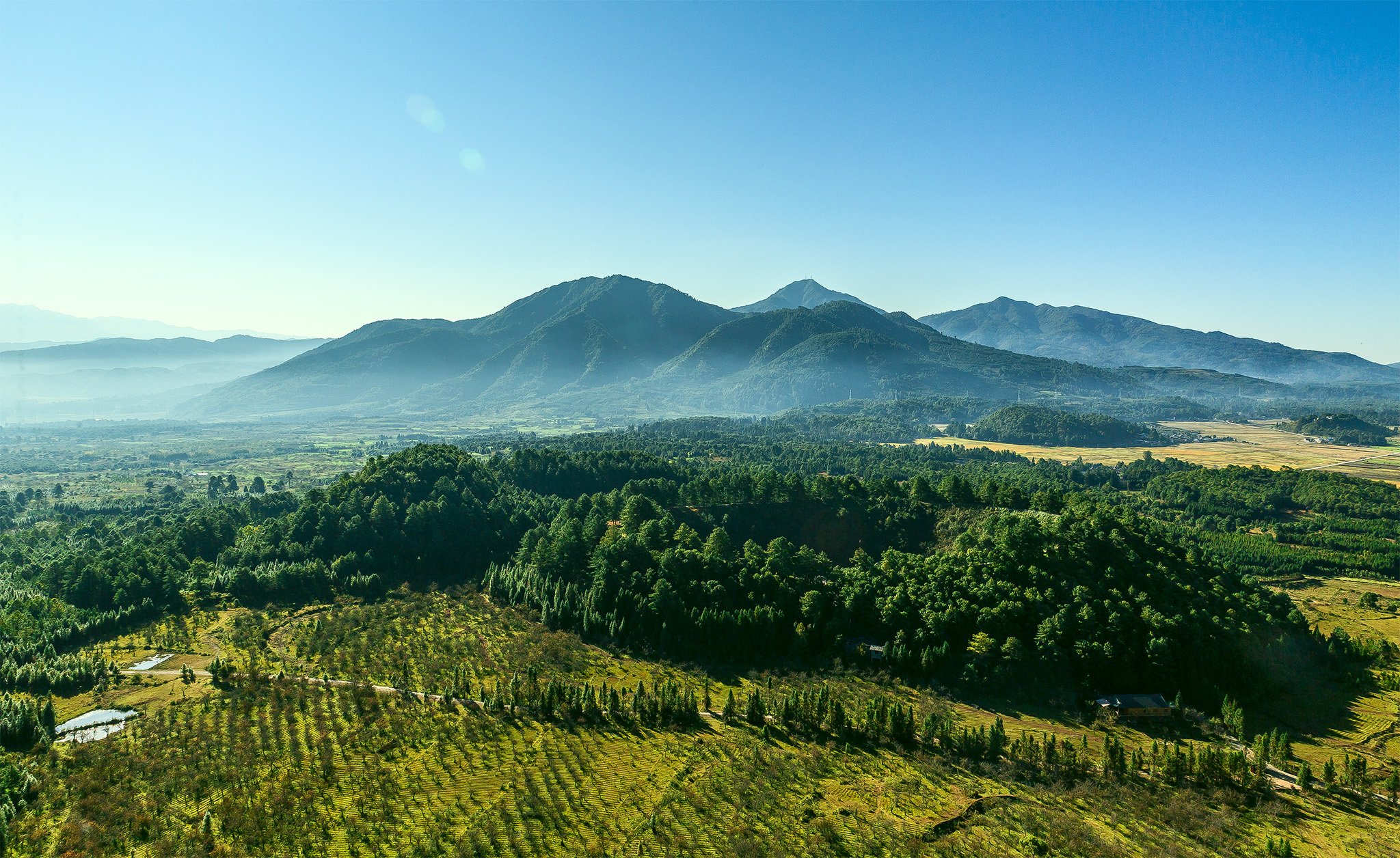 登火山探险,登上火山看世界