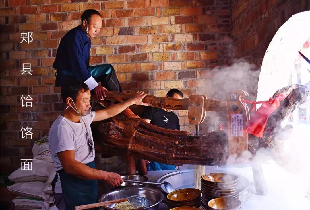 郑州足球小镇2019,郑州足球小镇有真草足球场吗