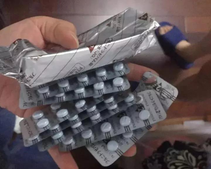 蓝精灵毒品的危害动画,蓝精灵毒品的危害鬼畜版