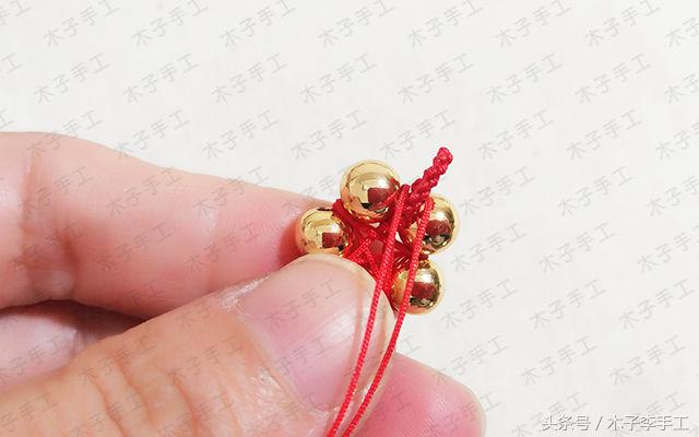 国庆节黄色五角星制作,五角星项链的编法