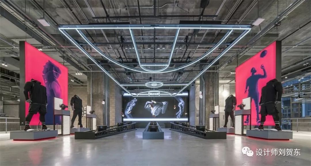 阿迪达斯曼哈顿商业广场店,阿迪达斯主题运动馆