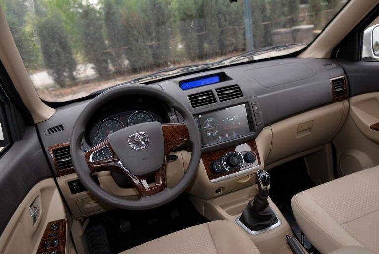 3万多是选择nk800还是450sr,3万多是选宝骏730还是途安