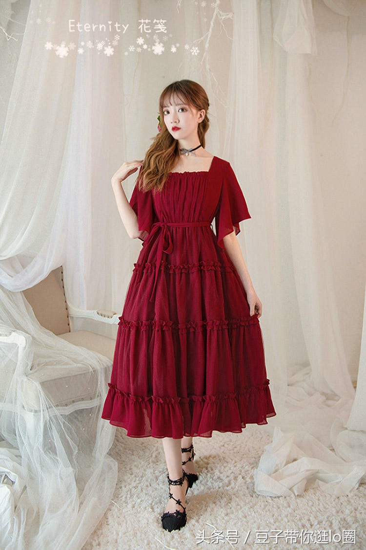 啥是正版洛丽塔裙子,平民女孩也能入的洛丽塔简约裙子