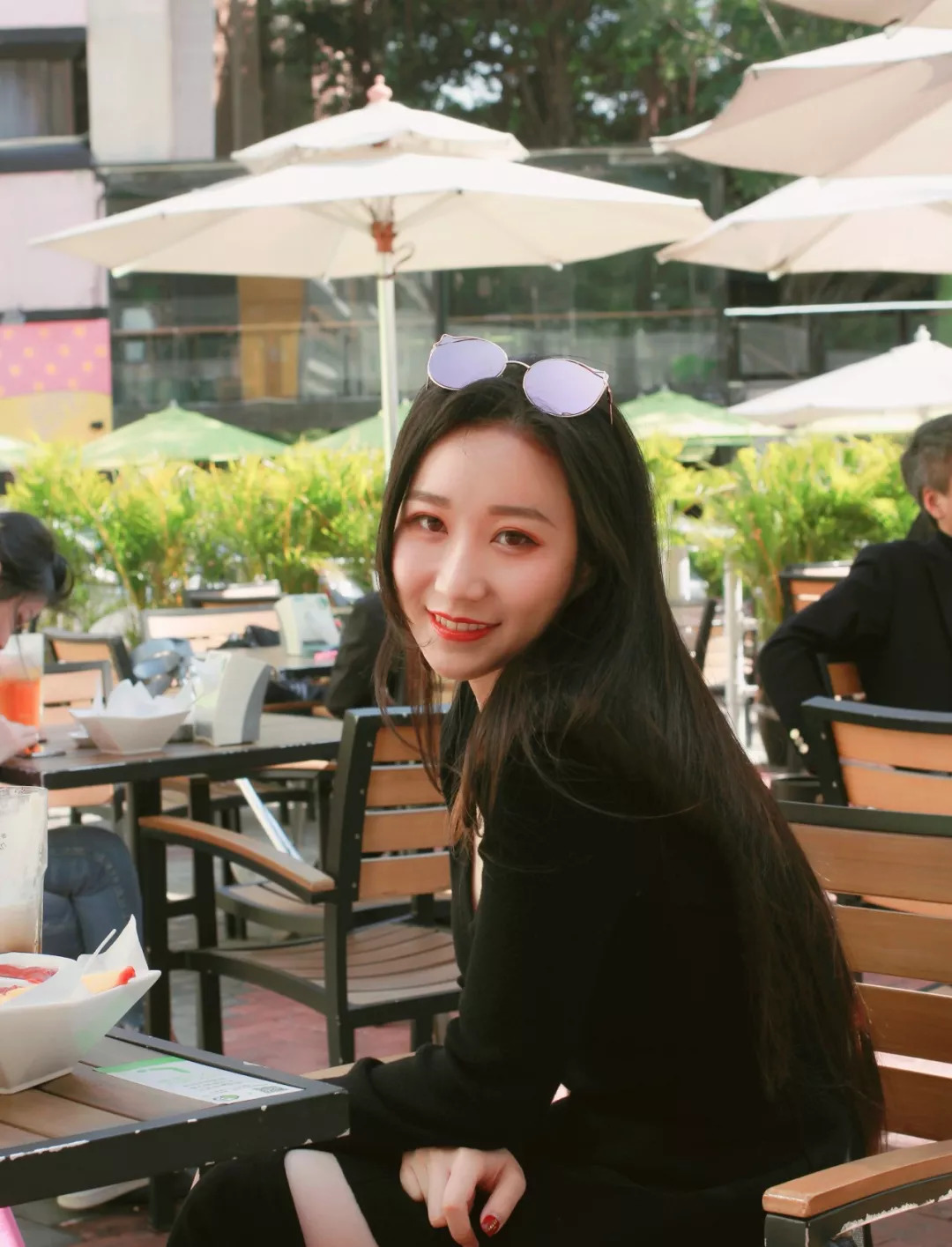 深圳网红小姐姐有多少,深圳小姐姐网红店