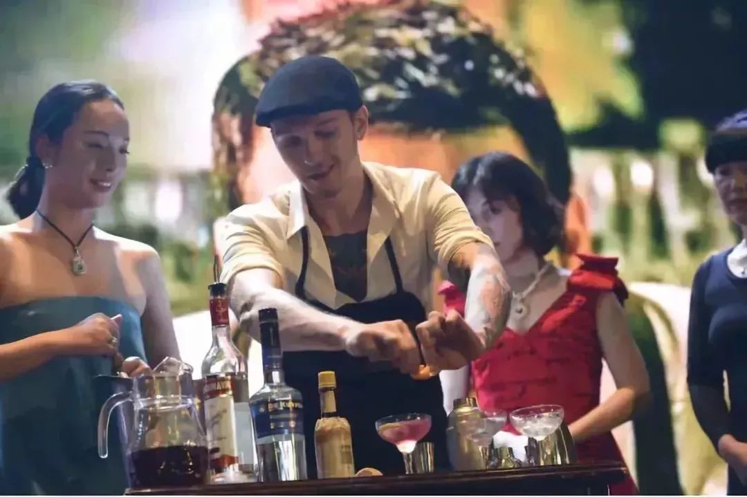 南京金陵饭店简介,南京百年老字号金陵饭店