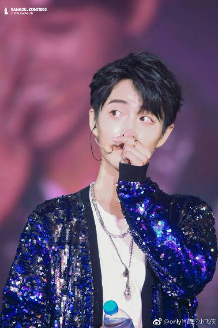 有哪些明星给肖战送30岁生日祝福,肖战给王一博送生日祝福