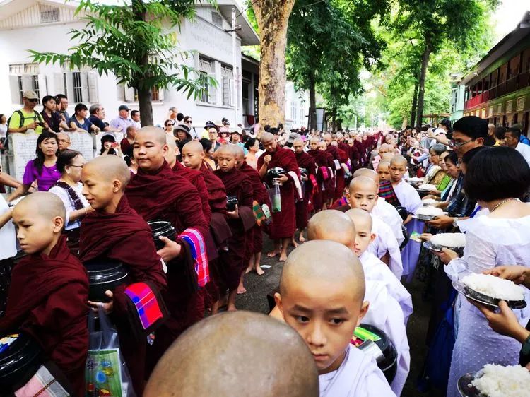 一个人的自由行西藏,一个人的泰国自由行