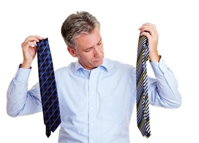 老是被同事坑,明知同事故意坑你该如何对付