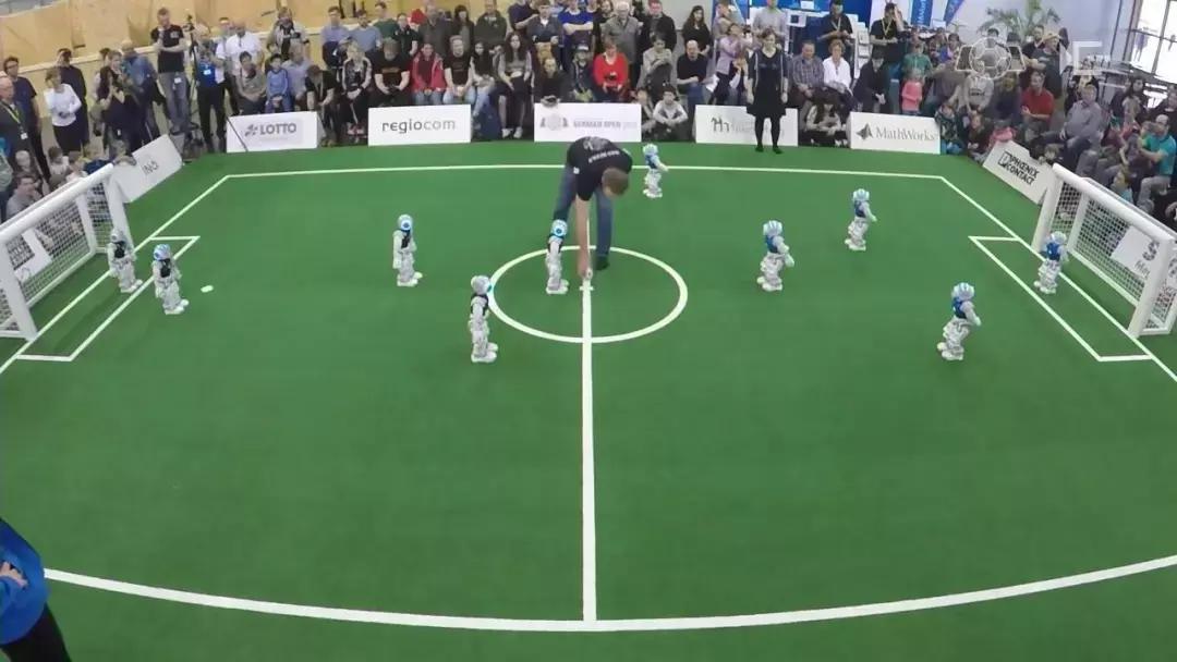 机器人足球2.0进球集锦,机器人足球队的特点