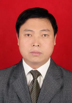 原创诗词—波澜壮阔扬帆起辟地开天旭日升