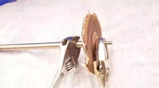 崖柏的正确打磨方法,崖柏无事牌打磨抛光教程