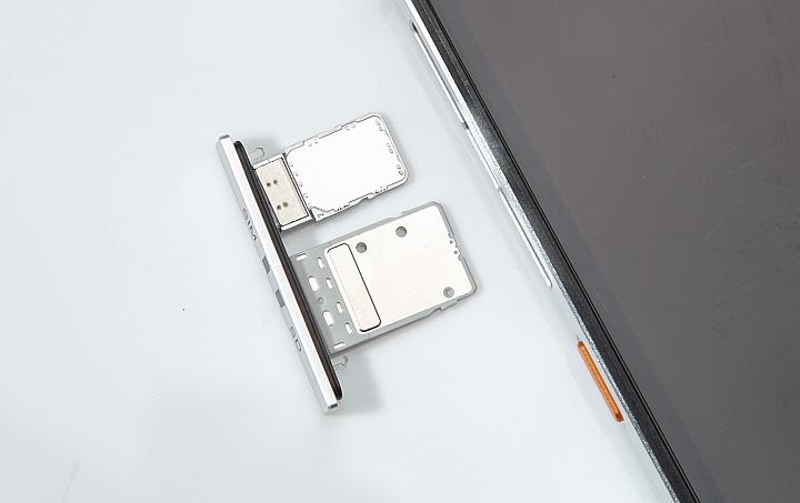 生而硬派！测距、空气检测、热成像三合一CATS61最牛铁人手机！