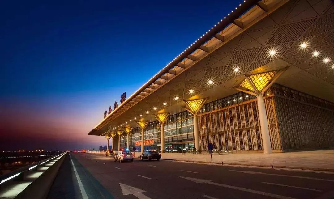 设计师去广州网红景点,西安必去十大网红景点图片