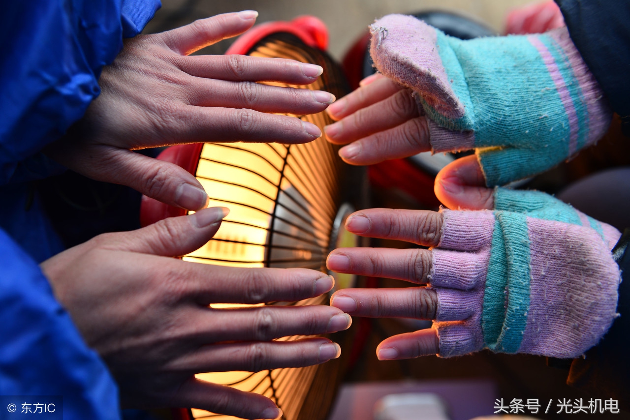 冬季如何选择家用取暖器,天冷了哪一款取暖器适合