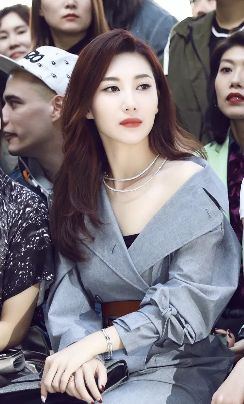 做一个千面女王,做时尚女王