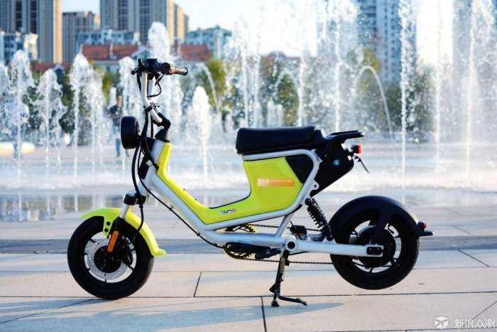 小牛电动车um测评,40kg的电动车