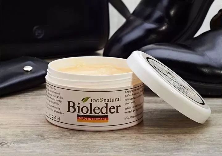 用它让你的皮衣皮鞋更加亮丽,用它擦完皮鞋焕然一新