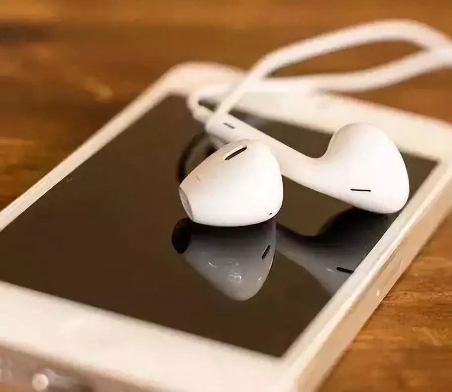 如何让耳机坏不被看出来,耳机坏掉了该怎么修简单步骤