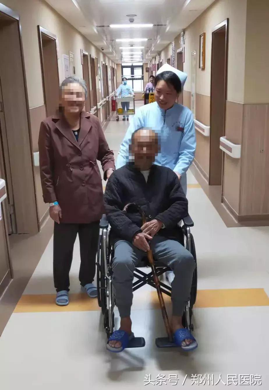 什么情况？！妇科病房住进了一位老爷爷……