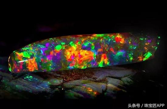 盘点惊艳的宝石,有什么黄色好看漂亮的宝石