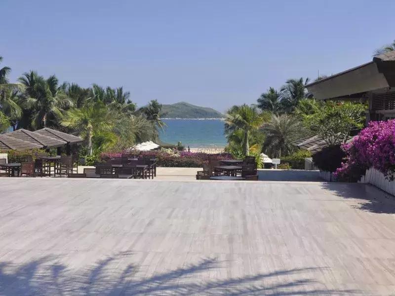 海南万宁日月湾冲浪攻略,海南日月湾冲浪