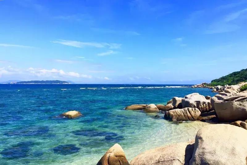 海南万宁日月湾冲浪攻略,海南日月湾冲浪