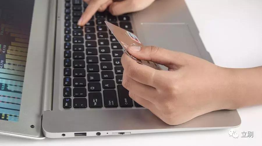 最简单申请信用卡方法视频,教你五个方法成功异地申请信用卡