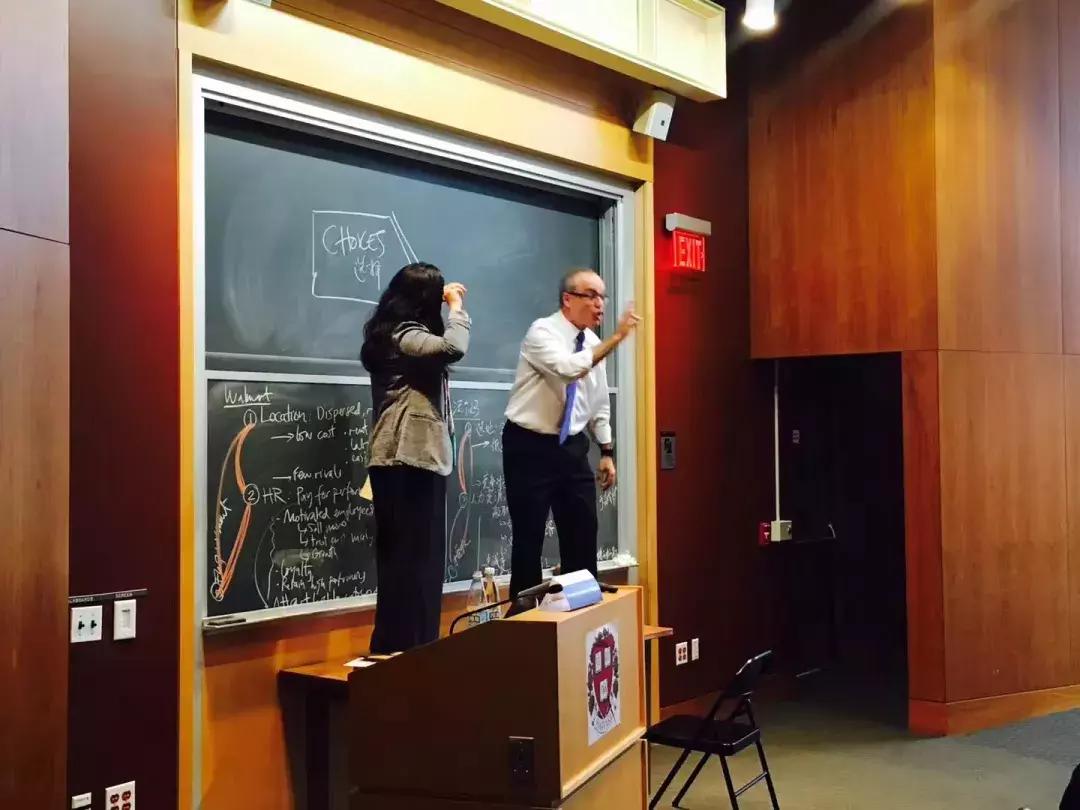 华制游学丨擅长打造“超级符号”的华与华在美国都学了些什么