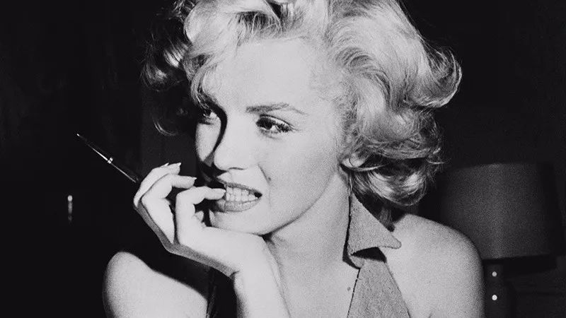 学英语必听的10首英文歌,推荐5首适合学习英语的英文歌